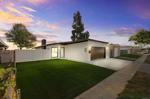 5033 La Paz Dr, San Diego, CA, 92113-3009 | Card Image