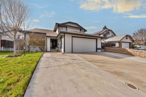 7669 Zephyr Hills Way, Antelope, CA, 95843 | Card Image