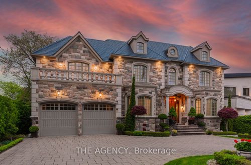 75 Arjay Cres, North York, ON, M2L1C6 | Card Image