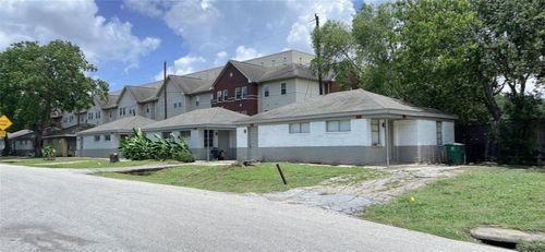 3839 Mount Pleasant St, Houston, TX, 77021-5609 | Card Image