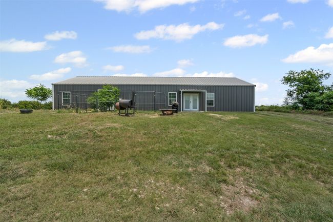 873 Hcr 1106, House other with 4 bedrooms, 3 bathrooms and null parking in Blum TX | Image 32