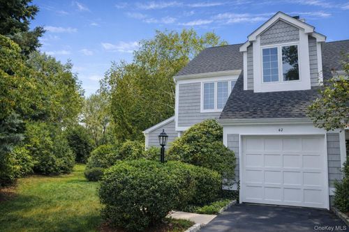 42 Clarewood Dr, Hastings On Hudson, NY, 10706-3637 | Card Image