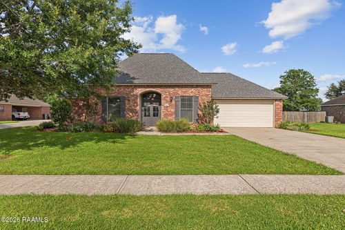 9623 Belle Place Cir, Maurice, LA, 70555-3765 | Card Image