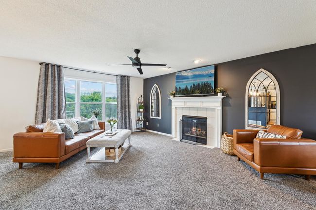 05_Interior.jpg | Image 6