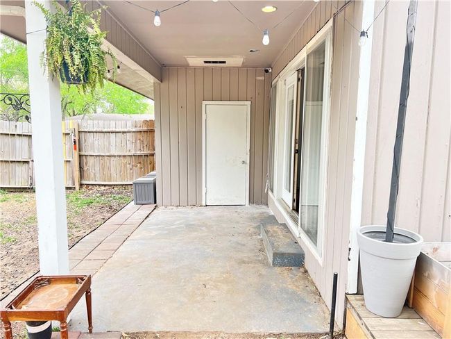 1916 N 8 Th St, House other with 3 bedrooms, 1 bathrooms and null parking in Independence KS | Image 5