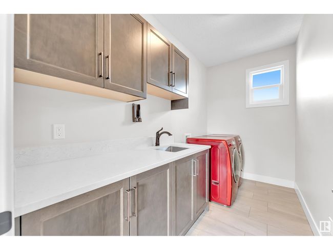 824 34 Ave Nw, House other with 6 bedrooms, 6 bathrooms and 6 parking in Edmonton AB | Image 38