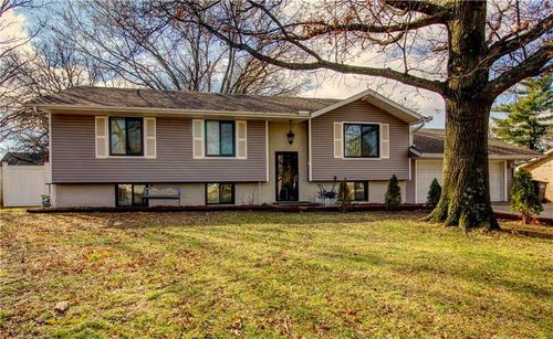 1804 Countryside Dr, Pittsburg, KS, 66762-3522 | Card Image