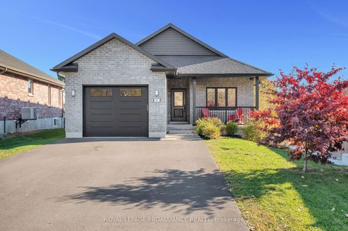 41 Singleton St, Brighton, ON, K0K1H0 | Card Image