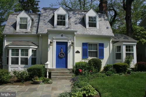 5511 Oakmont Ave, BETHESDA, MD, 20817-3527 | Card Image