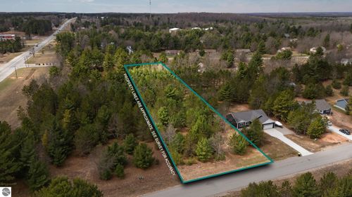 #31 Old Cabin Dr, Interlochen, MI, 49643 | Card Image