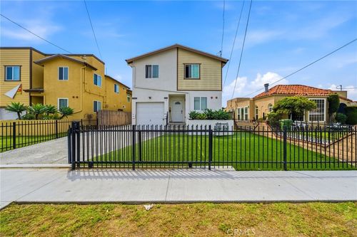210 W 105th St, Los Angeles, CA, 90003-4521 | Card Image