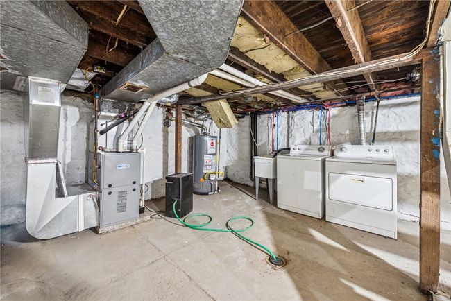 4810 Columbo St, House other with 3 bedrooms, 1 bathrooms and 1 parking in Pittsburgh PA | Image 27