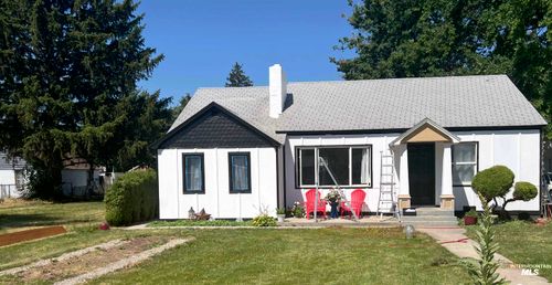 115 S Almond St, Nampa, ID, 83686-5427 | Card Image