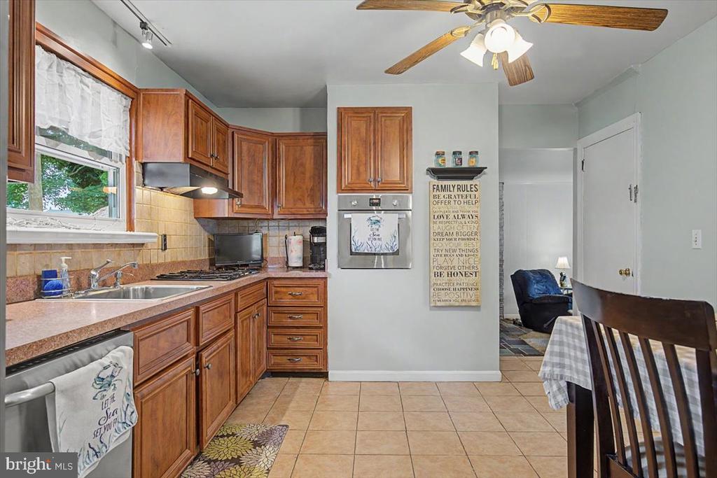 Residential in CLAYMONT 2