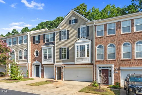 8124 Upper Lake Dr, Raleigh, NC, 27615-3081 | Card Image