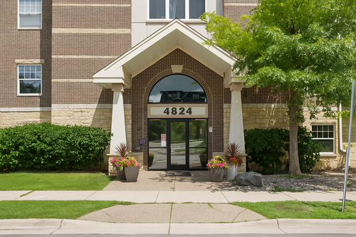 apt-501-4824 E 53rd St, Minneapolis, MN, 55417-5005 | Card Image