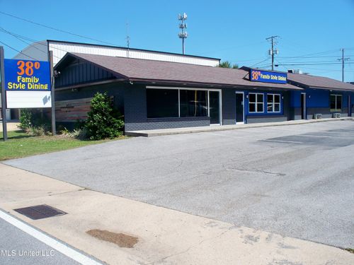 1220 Bienville Blvd, Ocean Springs, MS, 39564-2912 | Card Image