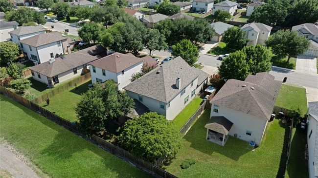 180 Beech Dr, House other with 3 bedrooms, 3 bathrooms and null parking in Kyle TX | Image 36