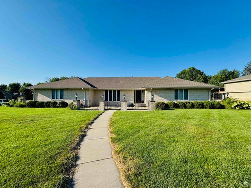 703 Parkway, Clay Center, KS, 67432 | Card Image