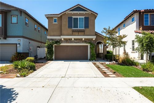 310 Primrose St, Fillmore, CA, 93015-9672 | Card Image