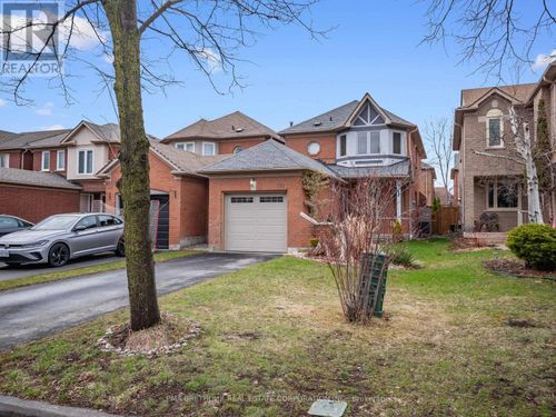 110 White Pine Crescent, Pickering (Highbush), ON, L1V6S3 | Card Image