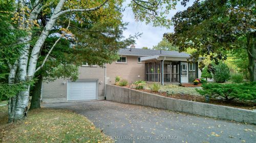 2851B Rutledge Rd, Sydenham, ON, K0H2T0 | Card Image