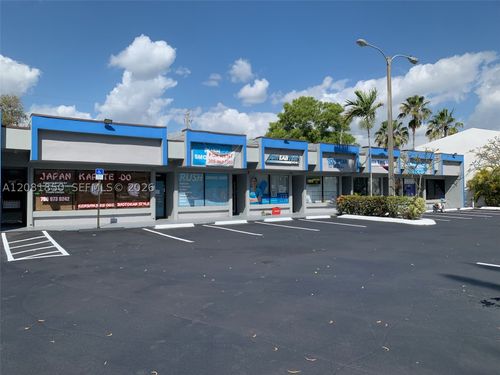 17122 W Dixie Hwy, North Miami Beach, FL, 33160-4815 | Card Image