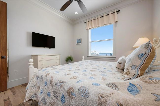 Fourth bedroom on main level | Image 65