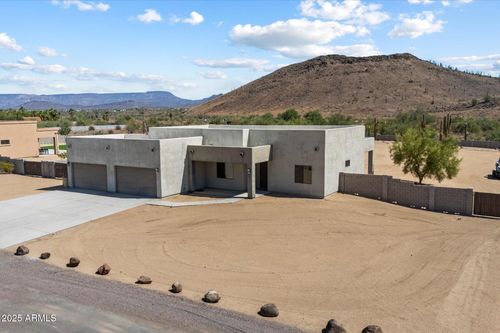 36409 N 28th Ave, Phoenix, AZ, 85086-6537 | Card Image