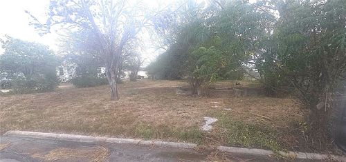 1225 E Henrietta Ave, Kingsville, TX, 78363-4737 | Card Image