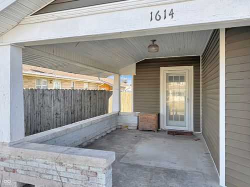 1614 13th St, Bedford, IN, 47421-3114 | Card Image