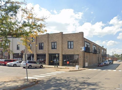 a-796 11th St, Marion, IA, 52302-3411 | Card Image