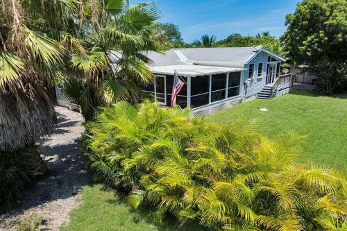 30461 Poinciana Rd, Big Pine Key, FL, 33043-4735 | Card Image