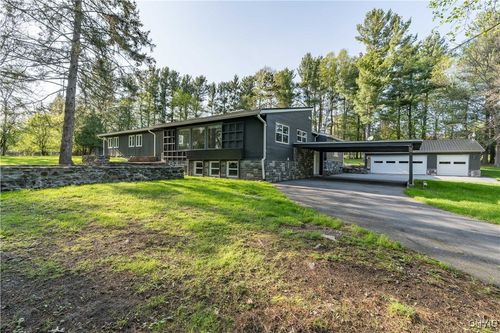 1444 Holcomb St, Watertown, NY, 13601-4421 | Card Image