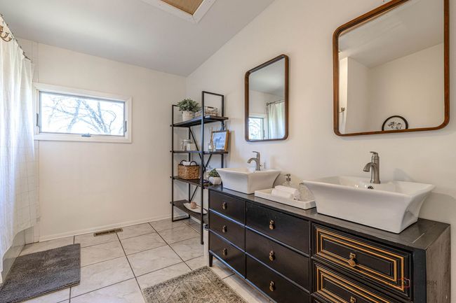 7707 River Dr, House other with 2 bedrooms, 2 bathrooms and 5 parking in Spring Grove IL | Image 13