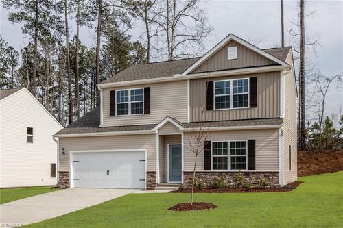 3417 Robindale Dr, Winston Salem, NC, 27107-1762 | Card Image