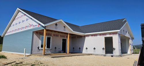 242 Stone Hill Dr, Custer, SD, 57730-6330 | Card Image