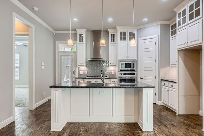 706 Shelby Pl, House other with 3 bedrooms, 3 bathrooms and null parking in Midlothian TX | Image 11