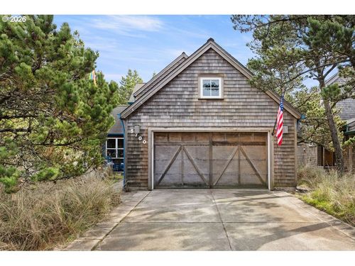 5700 Barefoot Ln, Pacific City, OR, 97135-8057 | Card Image