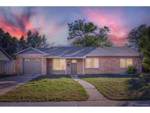 831 Tucson St, Aurora, CO, 80011-6649 | Card Image