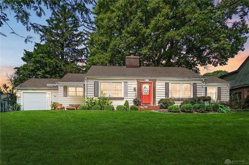 583 Acorn Dr, Oakwood, OH, 45419-3907 | Card Image