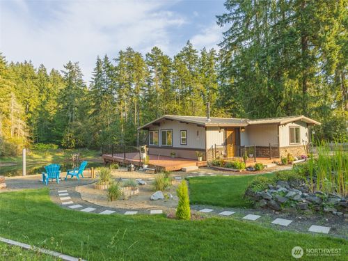 5440 E Grapeview Loop Rd, Allyn, WA, 98524-7732 | Card Image