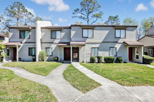 1062-8300 Plaza Gate Ln, Jacksonville, FL, 32217-4497 | Card Image