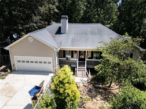 665 Island Shoals Rd, covington, GA, 30016-5562 | Card Image