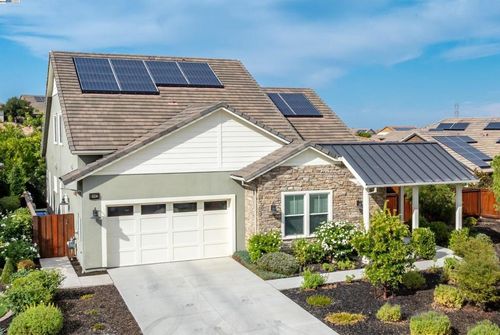 2062 Reserva Ct, Brentwood, CA, 94513-5294 | Card Image