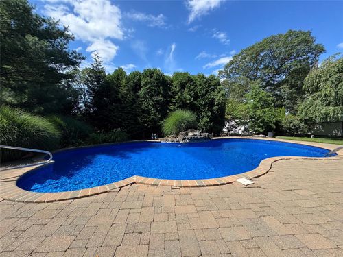 17 Harvard Dr, Woodbury, NY, 11797-3306 | Card Image