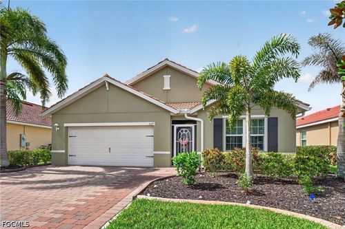 3329 Apple Blossom Dr, ALVA, FL, 33920-4648 | Card Image