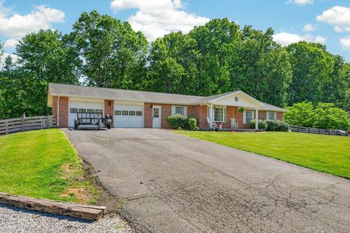 270 Brooke Elyse Ln, Max Meadows, VA, 24360-3544 | Card Image