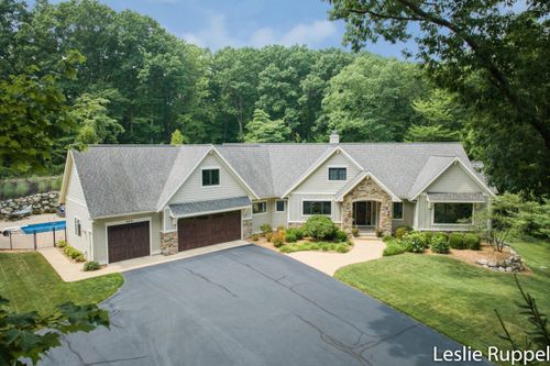259 Grand River Dr, Ada, MI, 49301-9597 | Card Image