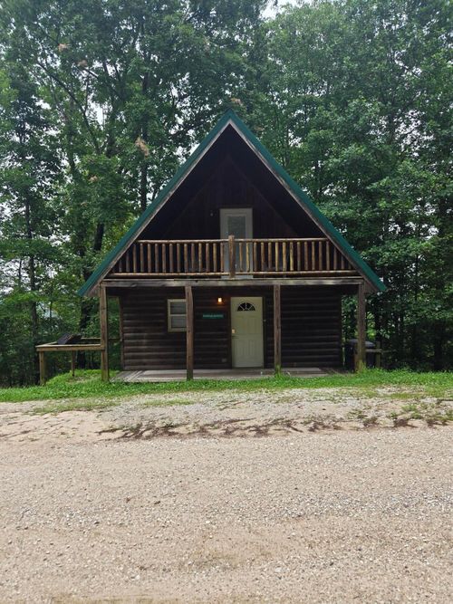 569 Paradise Dr, Rogers, KY, 41365-8208 | Card Image